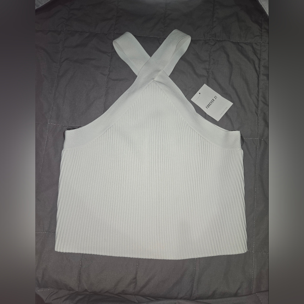 Forever 21 White Ribbed Cross-Back Tank Top Size L
